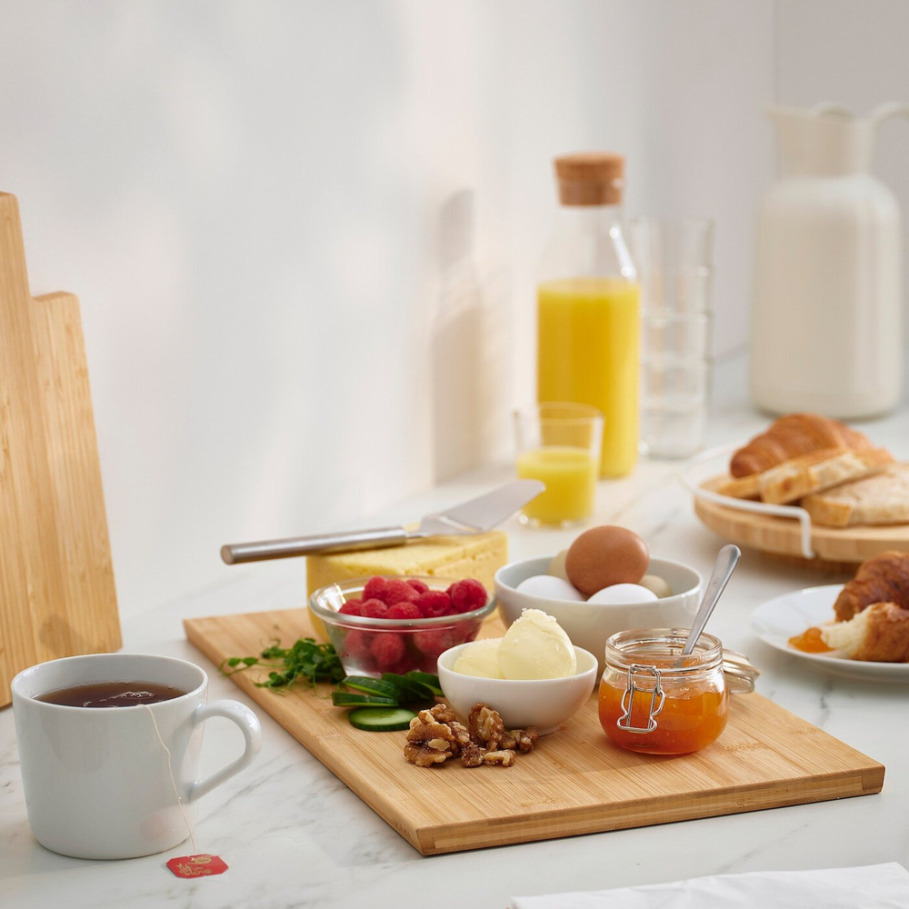 IKEA APTITLIG  (ИКЕА АПТИТЛИГ)  -  Разделочная доска, бамбук, 45x28 см