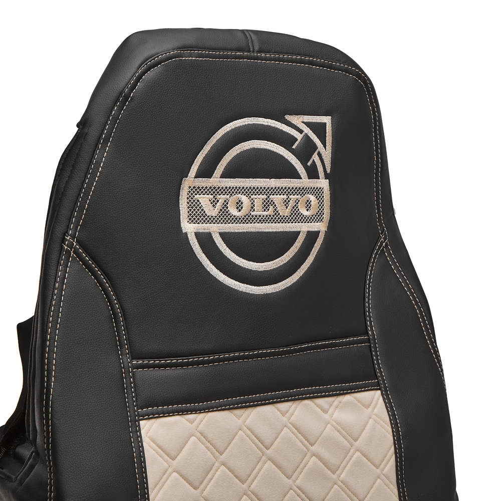 Чехлы VOLVO FM после 2008 года: 2 высоких сиденья, ремень у водителя из сиденья, у пассажира - от стоек кабины (один вырез на чехлах) (экокожа, черный, бежевая вставка)