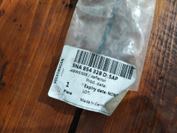 Молдинг лобового стекла правый Volkswagen Tiguan 2 16-нв Новое Оригинал 5NA854328D