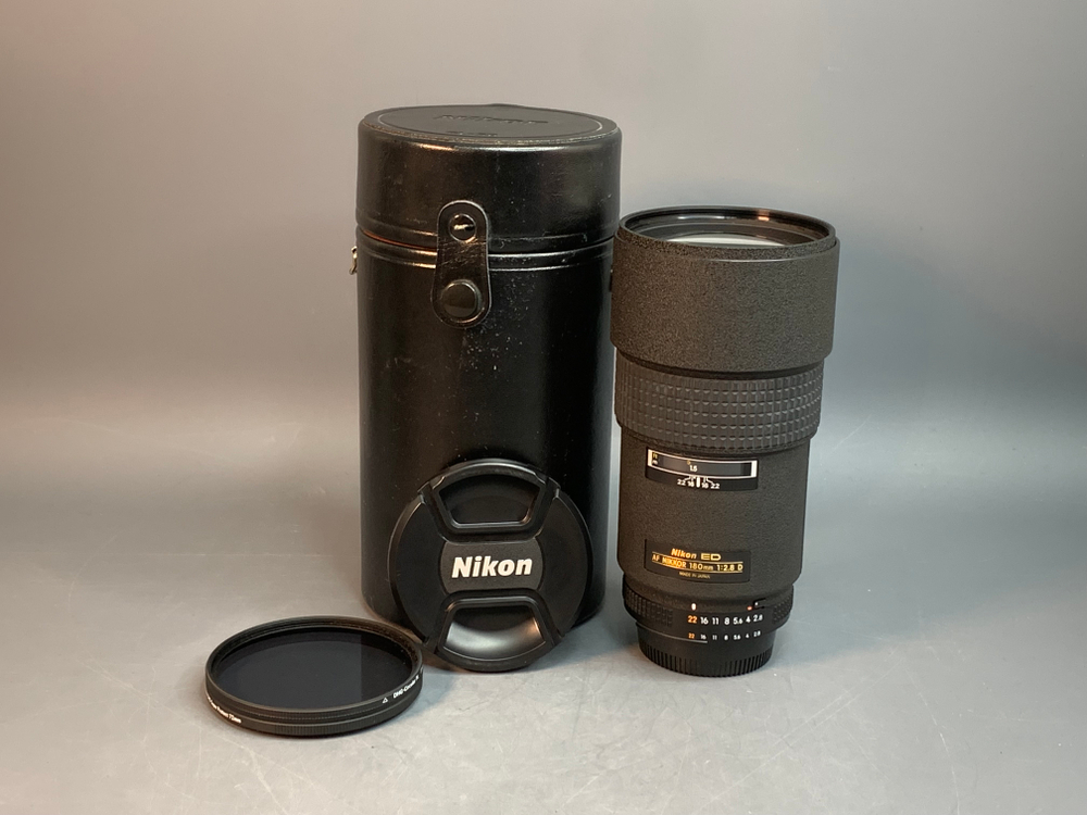 Nikon 180mm 2.8D ED-IF AF Nikkor