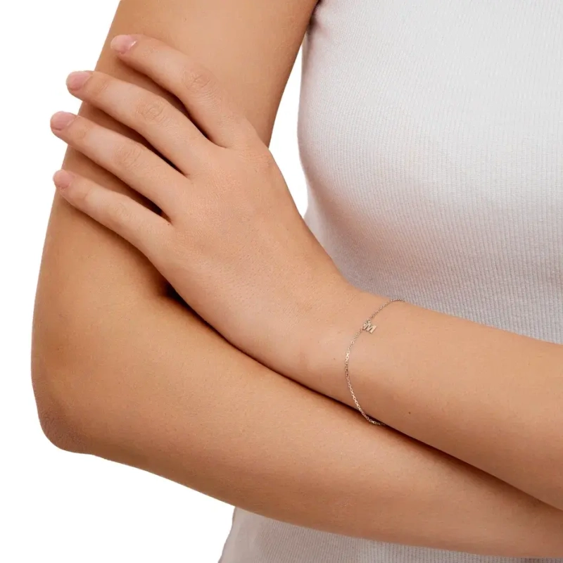 Вечный браслет Персонализация с Буквой – Белое золото