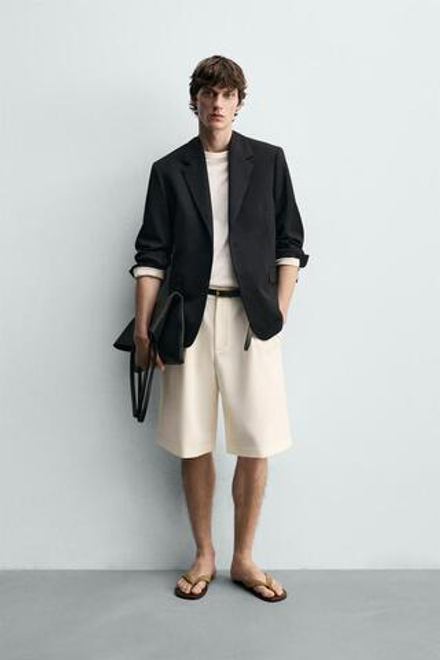 ZARA СВОБОДНЫЕ ШОРТЫ СО СКЛАДКАМИ, ЖЕЛТОВАТО-БЕЛЫЙ