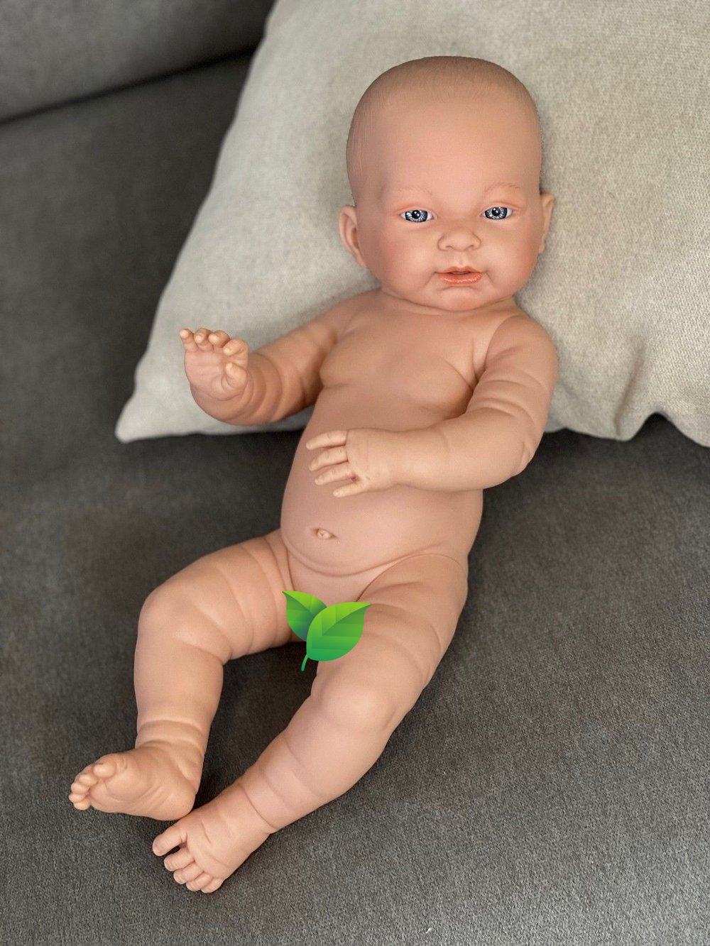 Кукла Llorens виниловая 45см Sofia без одежды (45002)