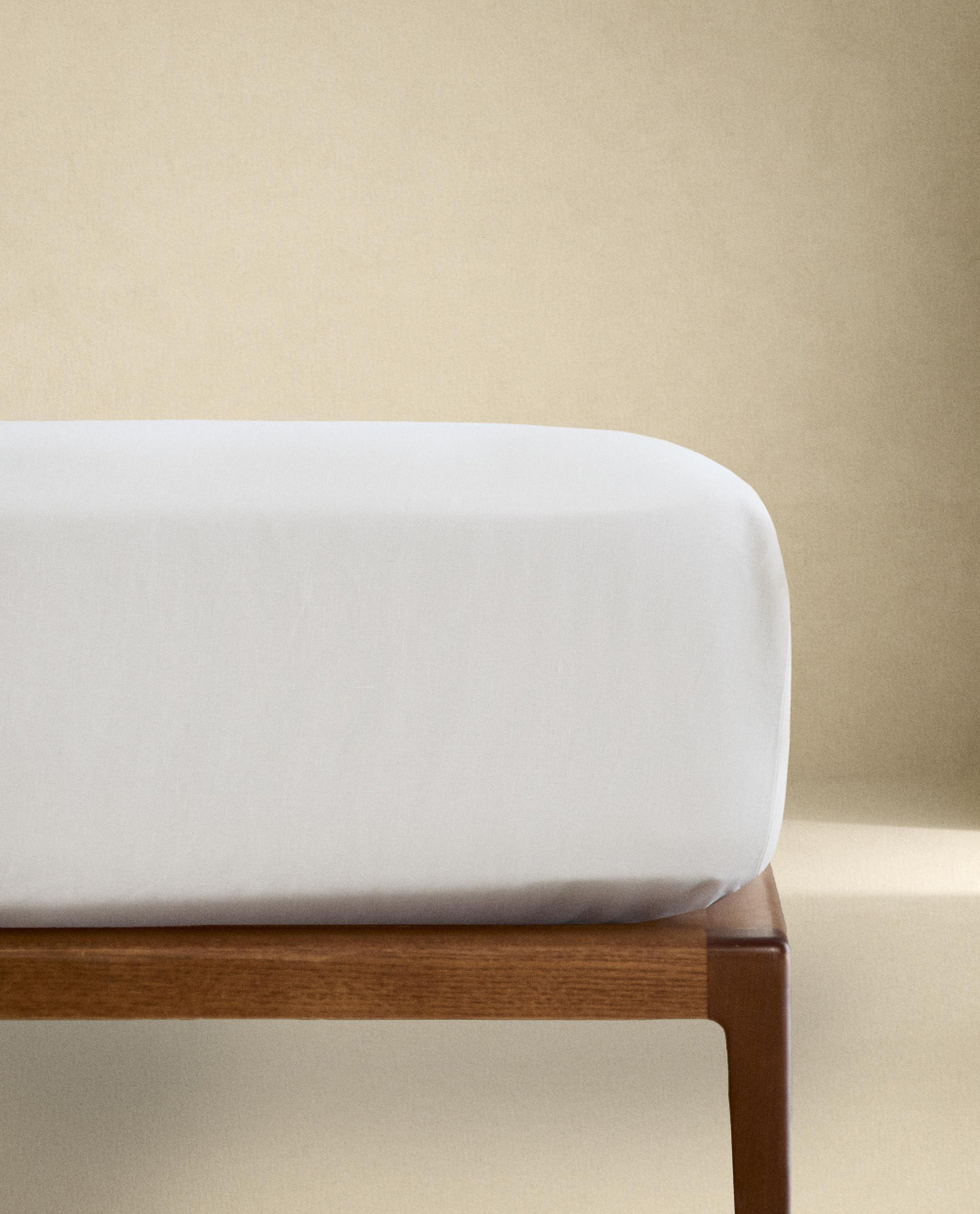 Простыня на резинке Zara Home хлопок, лён 100%, однотонный, 5190/900