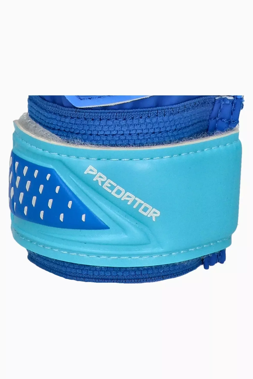 Вратарские перчатки adidas Predator Training