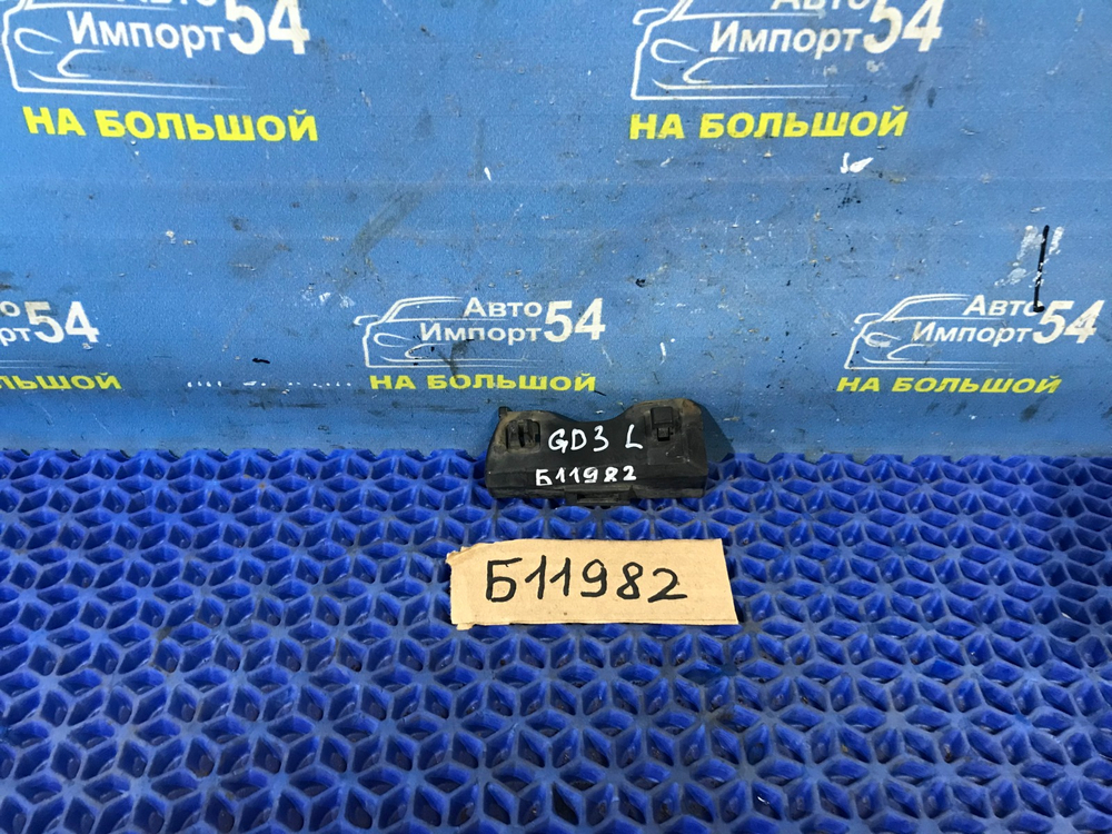 Крепление бампера переднее левое SUBARU IMPREZA 2002-2005