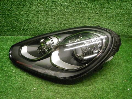 Фара левая Porsche Cayenne 2 958 (2014-2018) ксенон