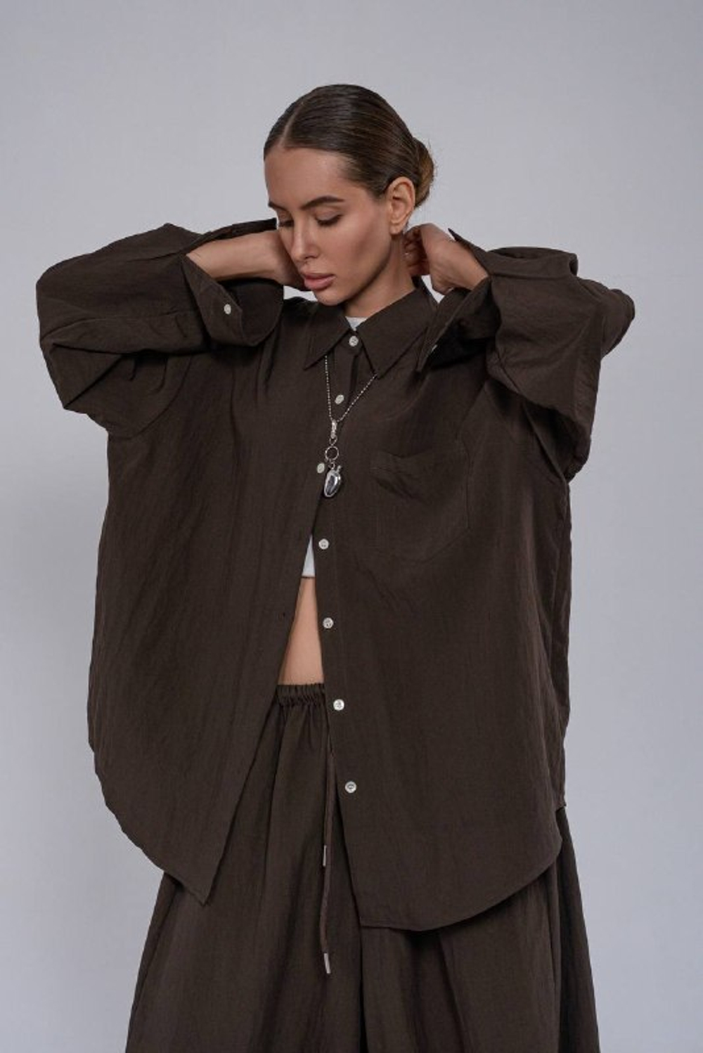 Костюм из тенсела с брюками аладинами.