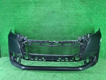 Бампер передний Toyota Hiace Н300 (2019-н.в.)