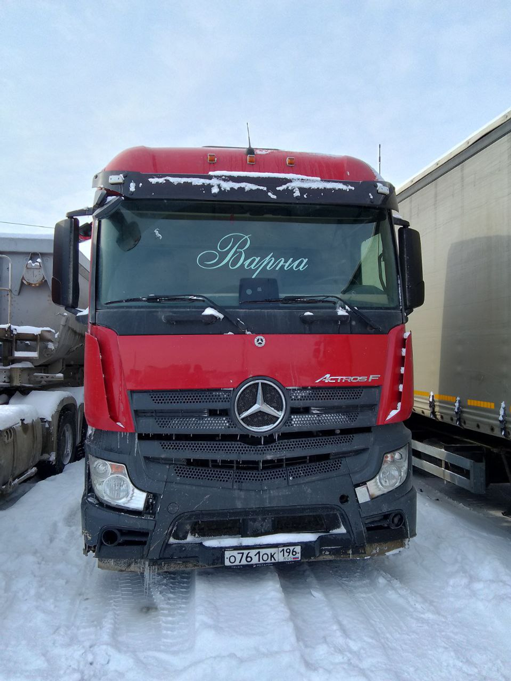 Mercedes-Benz Actros 6x4 Седельный тягач 2645 LS (Дизельный, 12,8 л, 449 л.с., МТ)