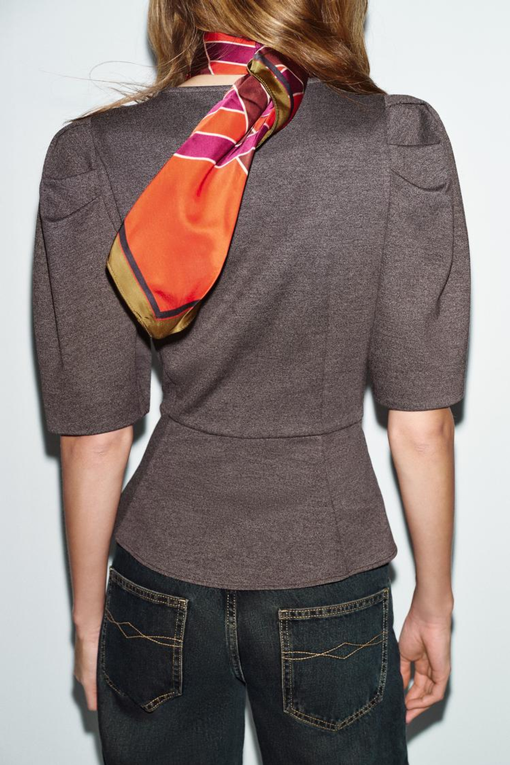 ZARA ТОП С ОБЪЕМНЫМИ РУКАВАМИ, КОРИЧНЕВЫЙ МЕЛАНЖ