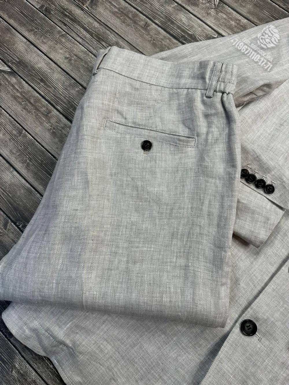 Льняной костюм Brunello Cucinelli