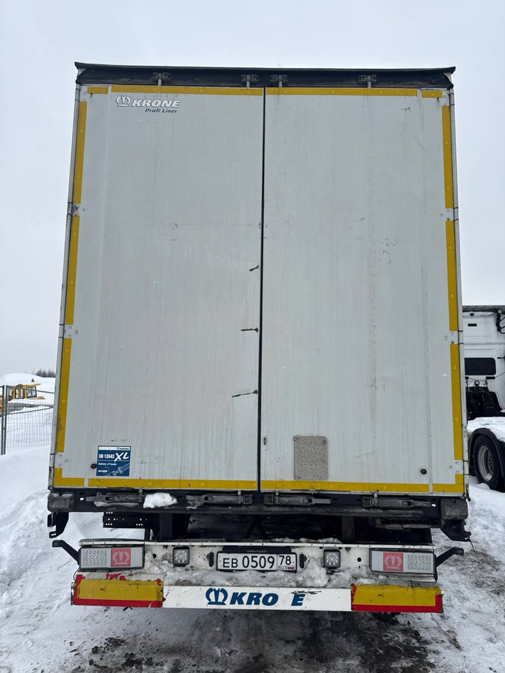 Krone SD Полуприцеп шторный SD