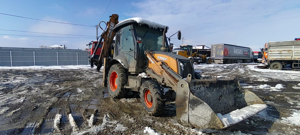 Case 570 Экскаватор-погрузчик 570ST (Дизельный, 3,9 л, 95 л.с., АТ)