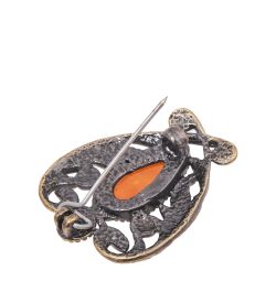 AM-4103 Брошь «Вензель» (латунь, янтарь)