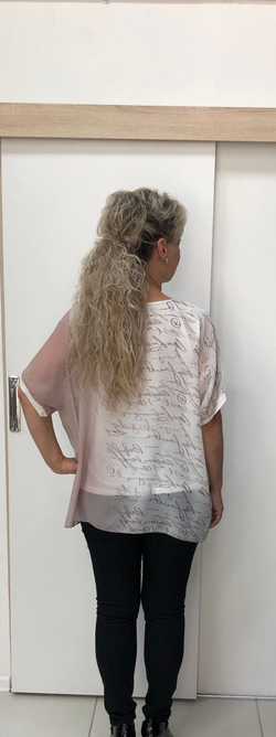 Двойной светлый удлиненный блузон с шифоновым верхом