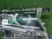 Битая Фара правая Toyota Land Cruiser Prado 150 (2017-н.в.) LED