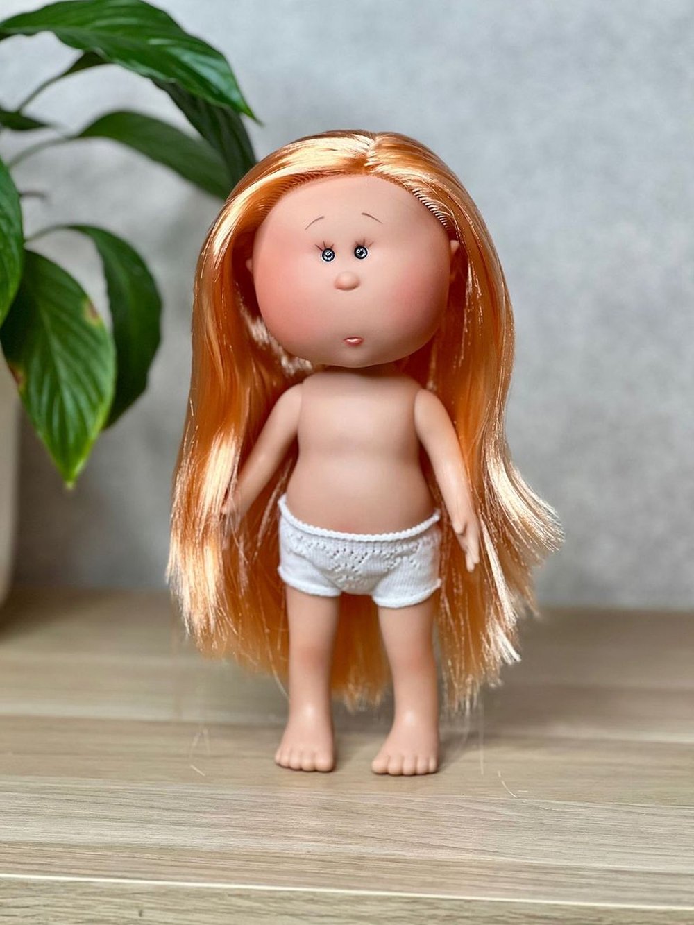 Кукла Nines виниловая 30см MIA без одежды (3000W49)