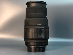 Sigma 70-300 4-5.6 Nikon F
