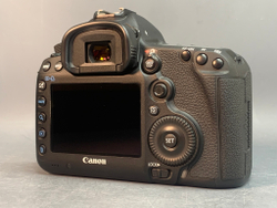 Canon EOS 5D Mark III 36.665 кадров
