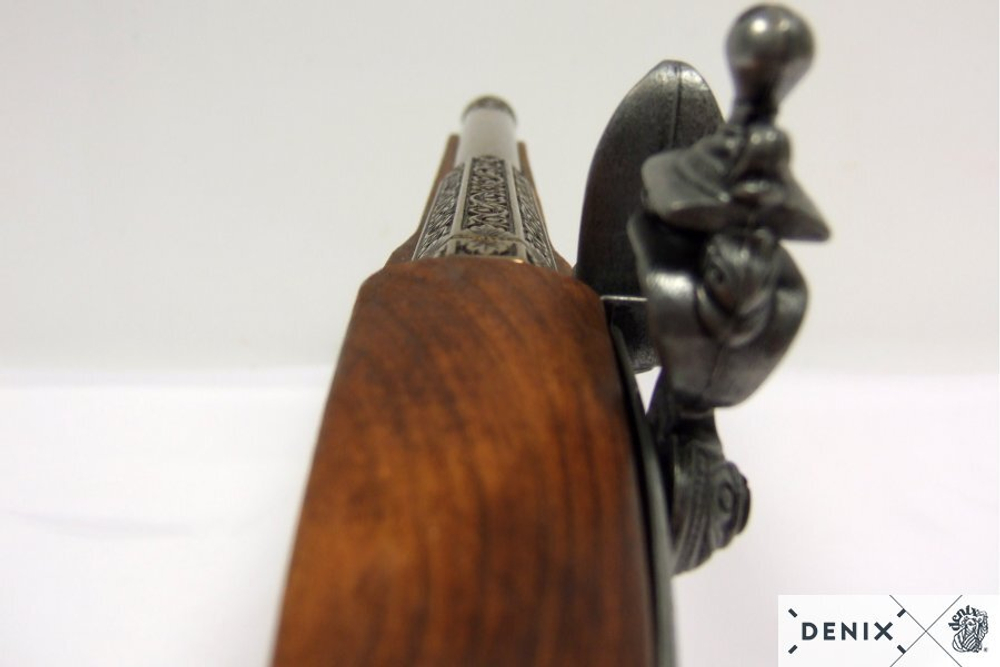 Пистоль ударный 18 века