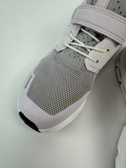 Кроссовки ON