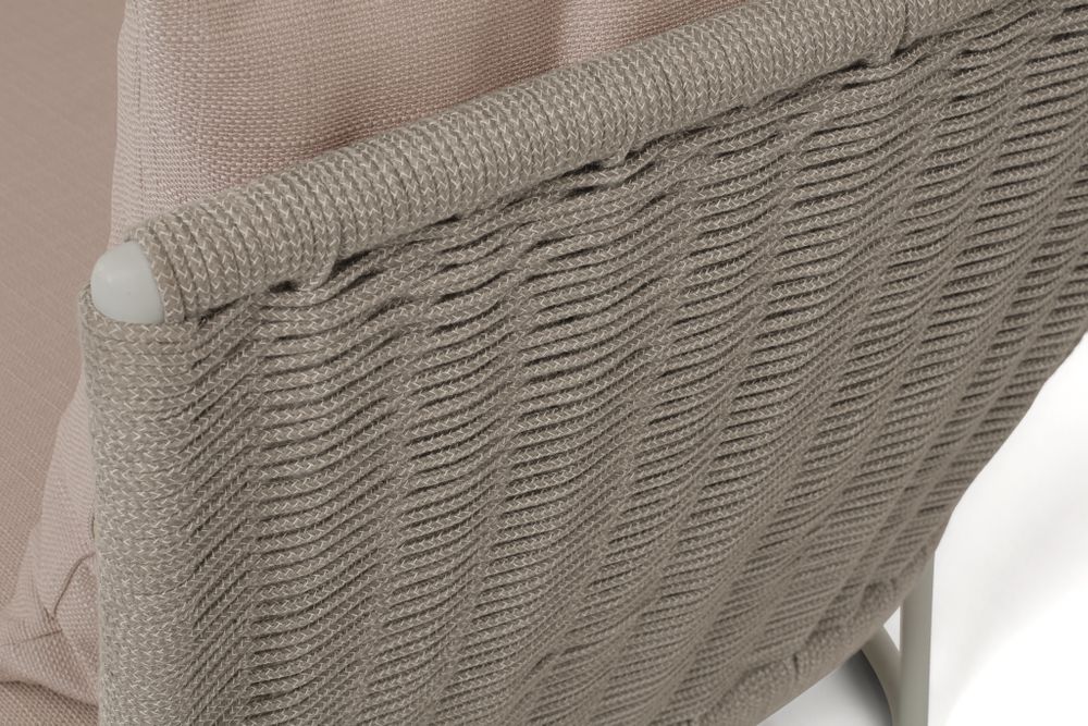 "Фиджи" диван 3-местный плетеный из роупа, каркас алюминий светло-серый (RAL7035) муар, роуп серый меланж круглый, ткань Mossle бежевая