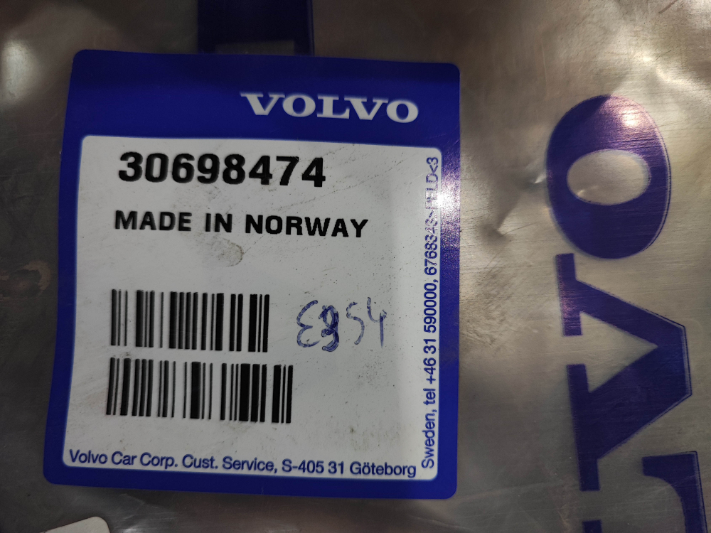 Юбка заднего бампера Volvo XC70 2 07-16 Новая Оригинал 30698474