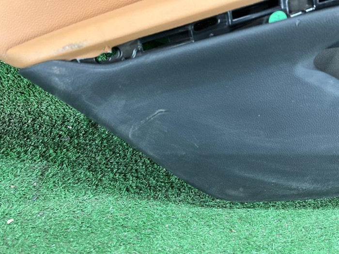 Обшивка двери задняя левая BMW 3er G20 (2018-н.в.)