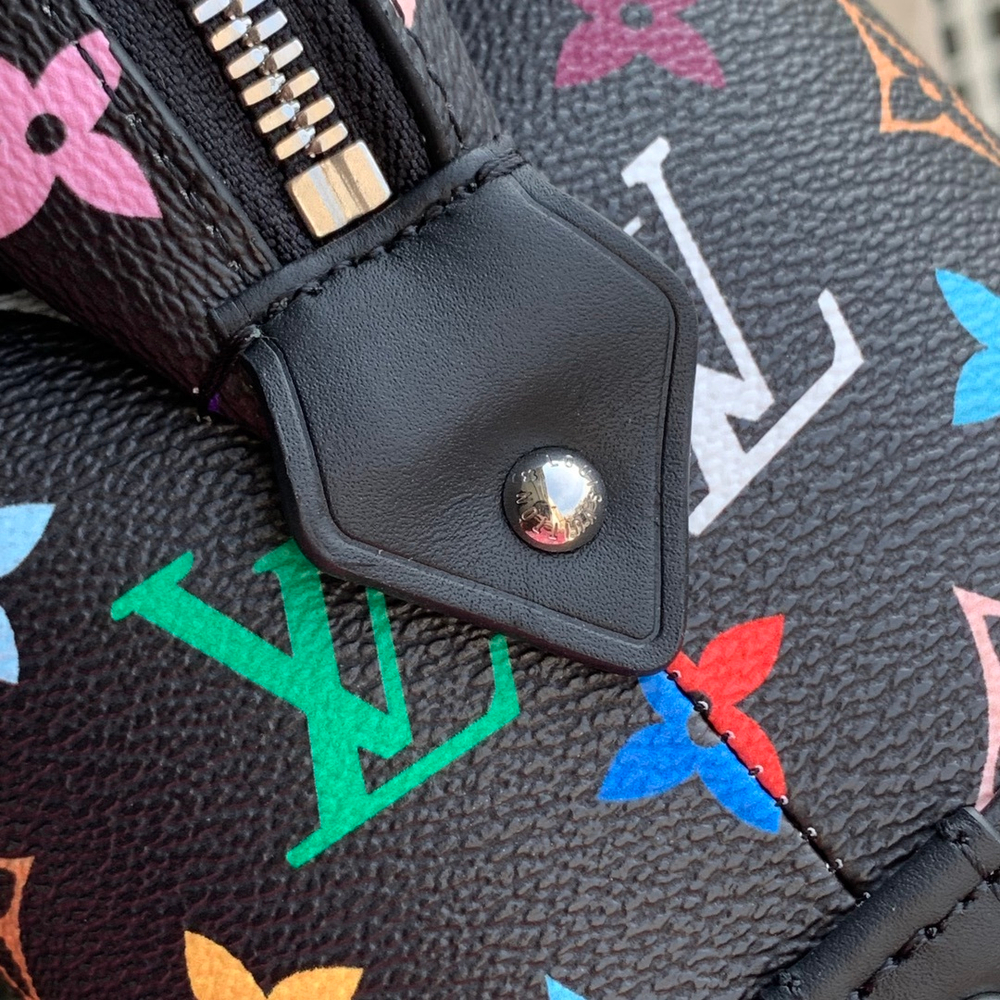 Louis Vuitton Pochette Cosmetique GM