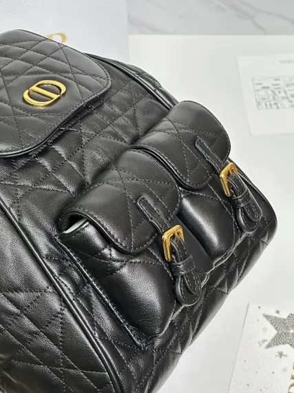 Рюкзак Dior Caro черный, модель среднего формата