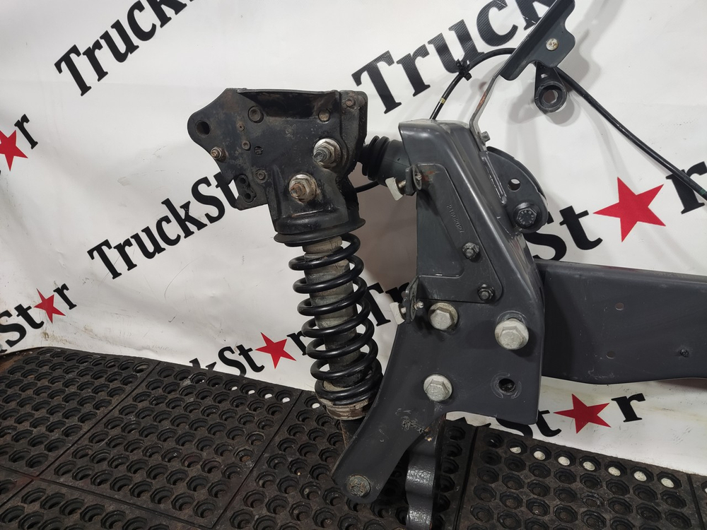 Подвеска кабины задняя в сборе 2017г.