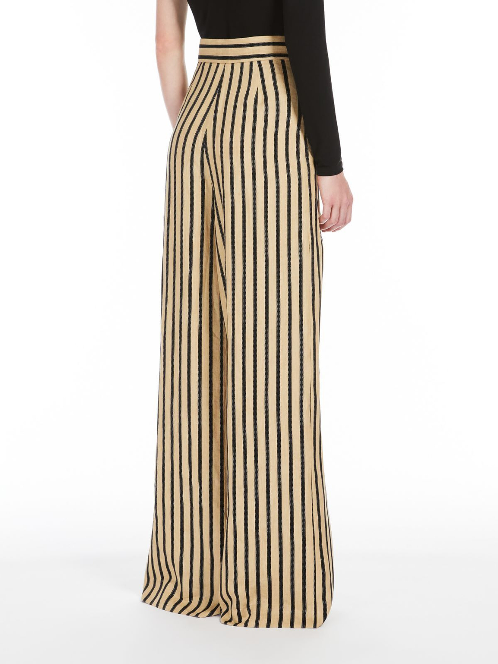 MAX MARA