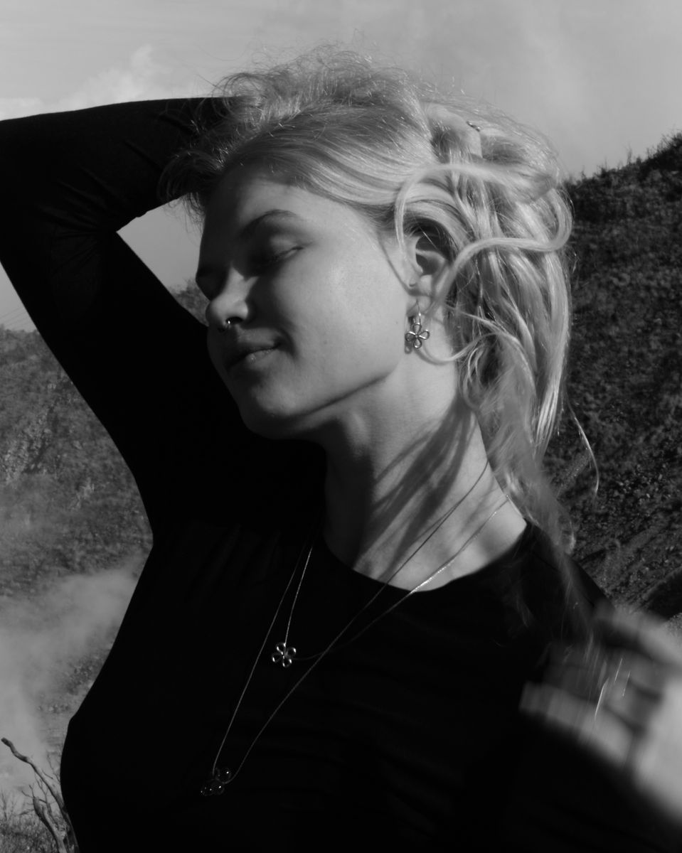 Подвеска Neverending Kid Flower Golden