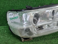 Битая Фара правая Toyota Land Cruiser 200 2015-2021 LED