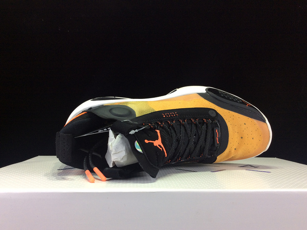 AIR JORDAN 34 PF AMBER RISE/METALLIC SILVER-BLACK-SAIL