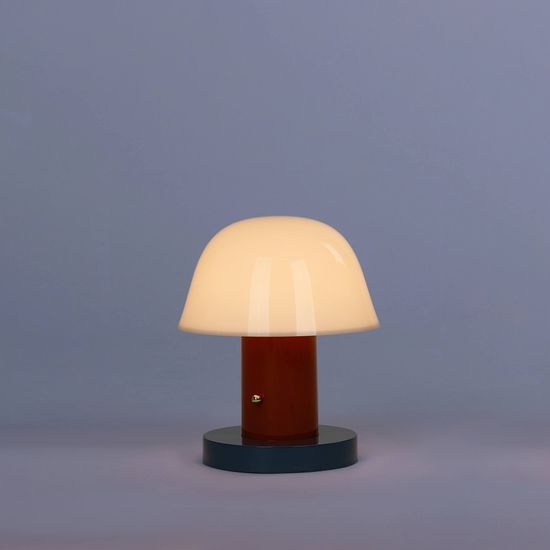 Настольный светильник Nilson диаметр 23