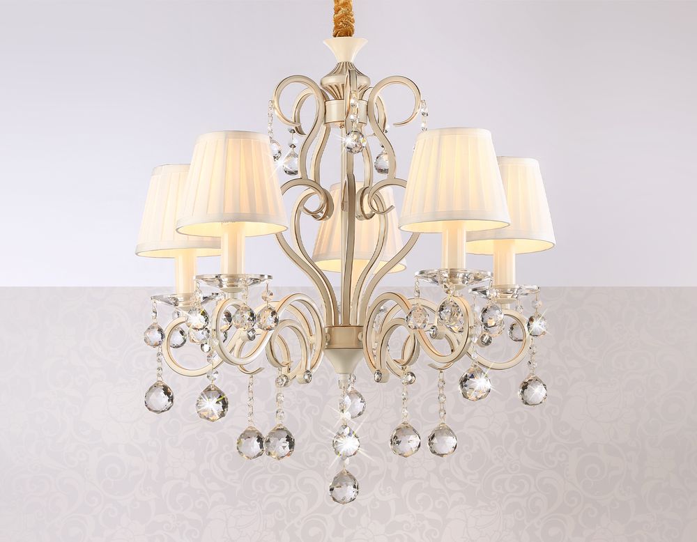 Ambrella Подвесная люстра с абажурами и хрусталем Traditional TR4560