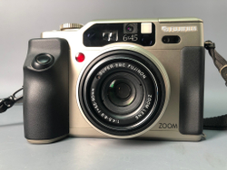 Fujifilm GA645Zi