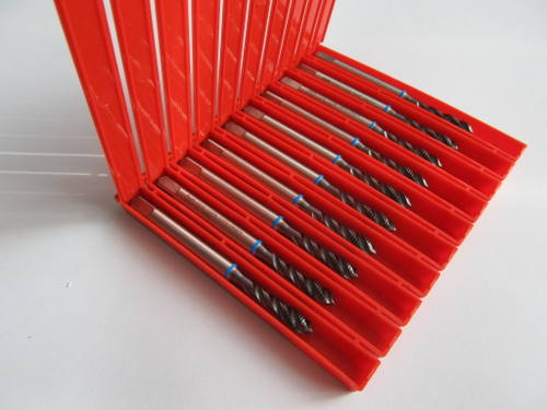 Метчик М3 DIN371-С 6H V40 HSSE TiALN Red box ADK153-030