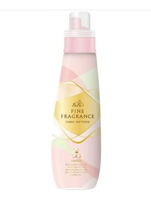 Nissan FaFa "Fine Fragrance" Amour Кондиционер для белья с парфюмерной отдушкой, цветочный шипровый аромат. 600 мл.