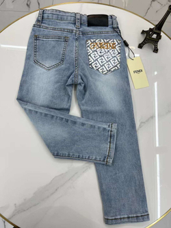 Детские джинсы Fendi