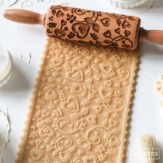 Малая скалка с узором Счастье