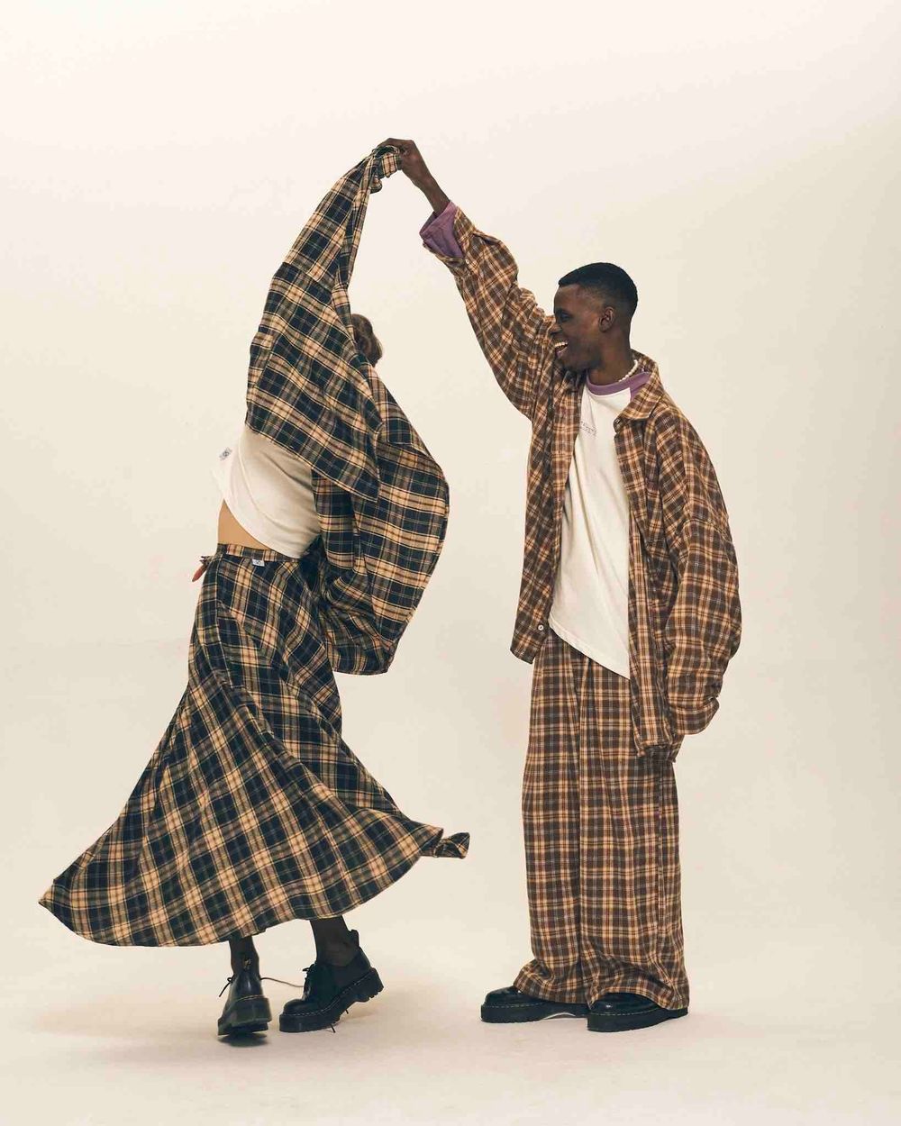 Рубашка One Two Cowboy Basic 8 в клетку черная