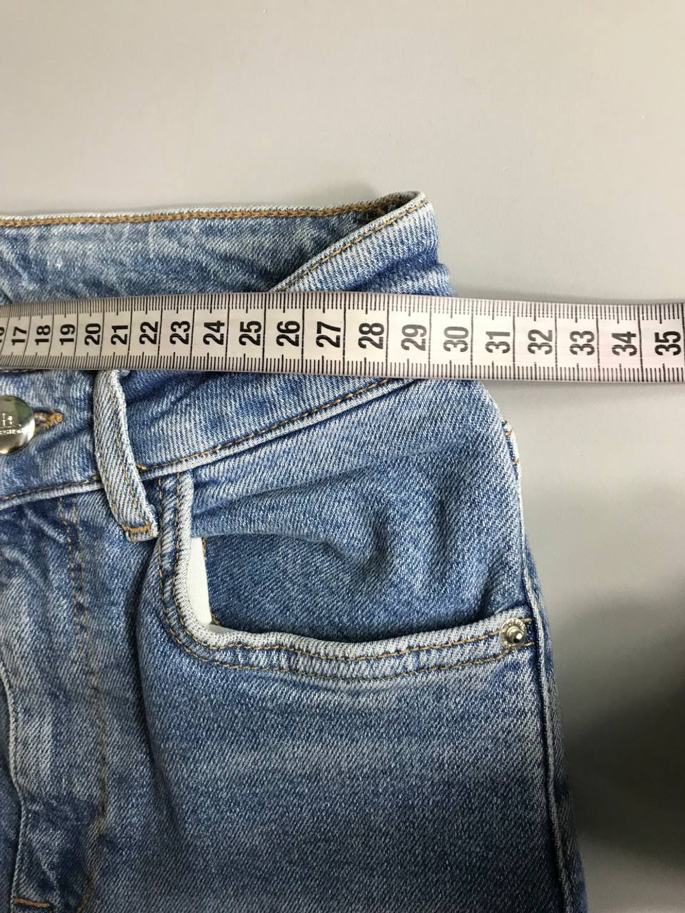 Джинсы прямого кроя для хрупкой девушки 40 размера