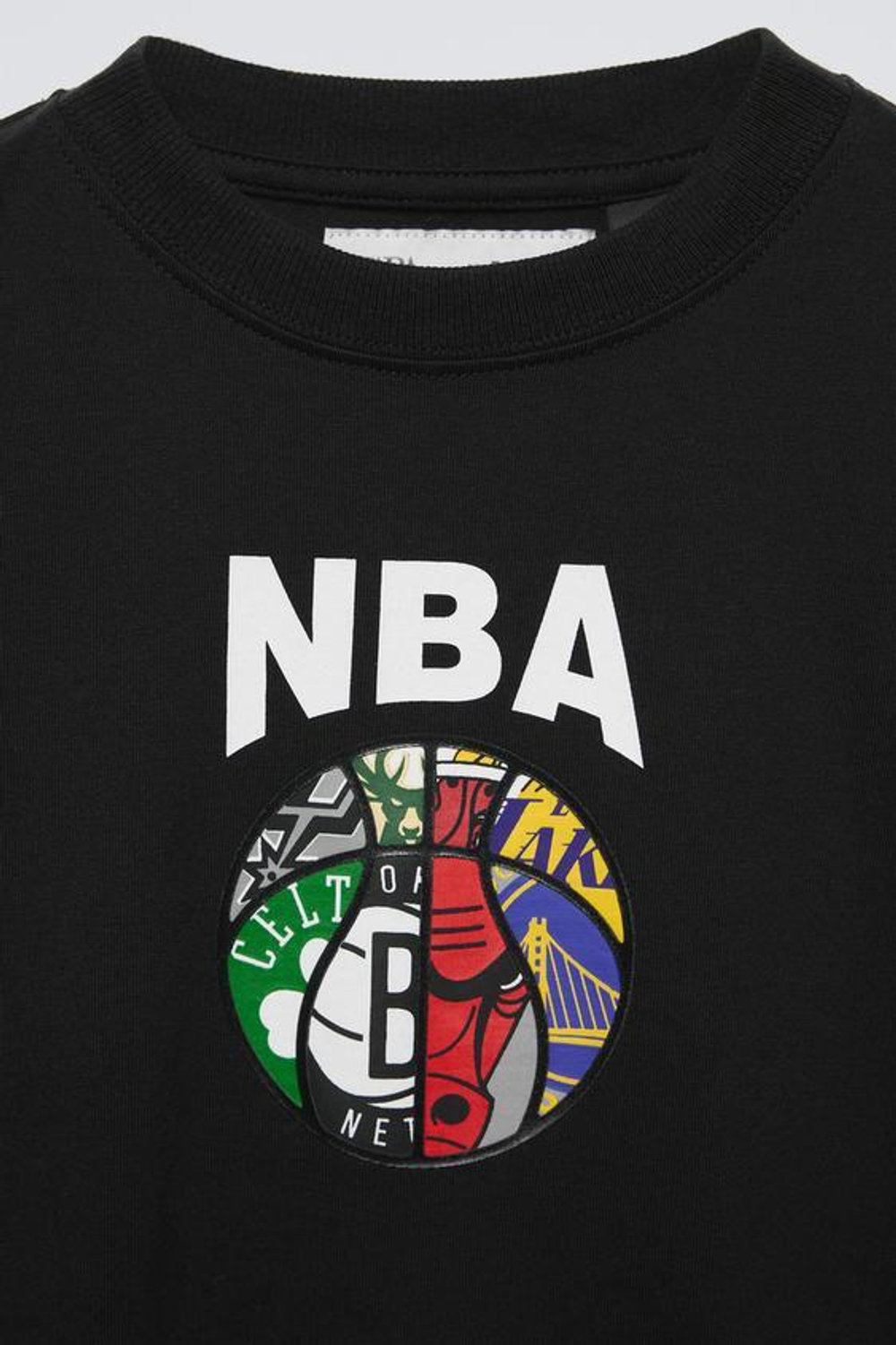 ZARA ФУТБОЛКА С ПРИНТОМ NBA © TEAMS, ЧЕРНЫЙ