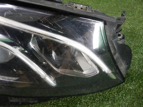 Фара правая Mercedes E W213 (2016-2021) LED