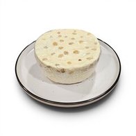 Адыгейский сыр с изюмом