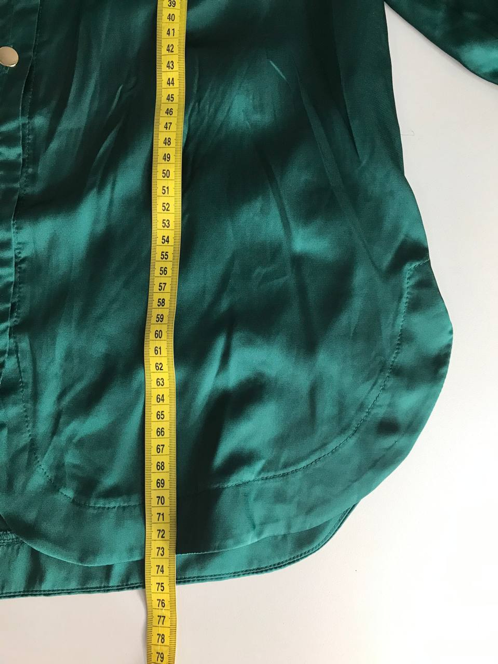 Блузка Lioness атласная, маркировка L, визуально на 48 размер