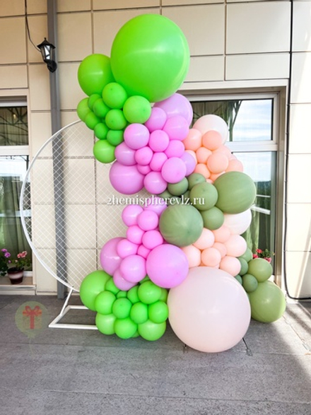 Фотозона в весенних оттенках